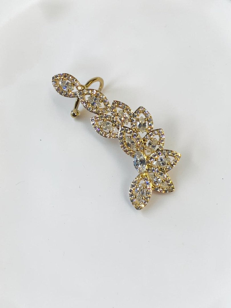 GOLDEN DIAMOND LEAF VARINI EAR CUFF