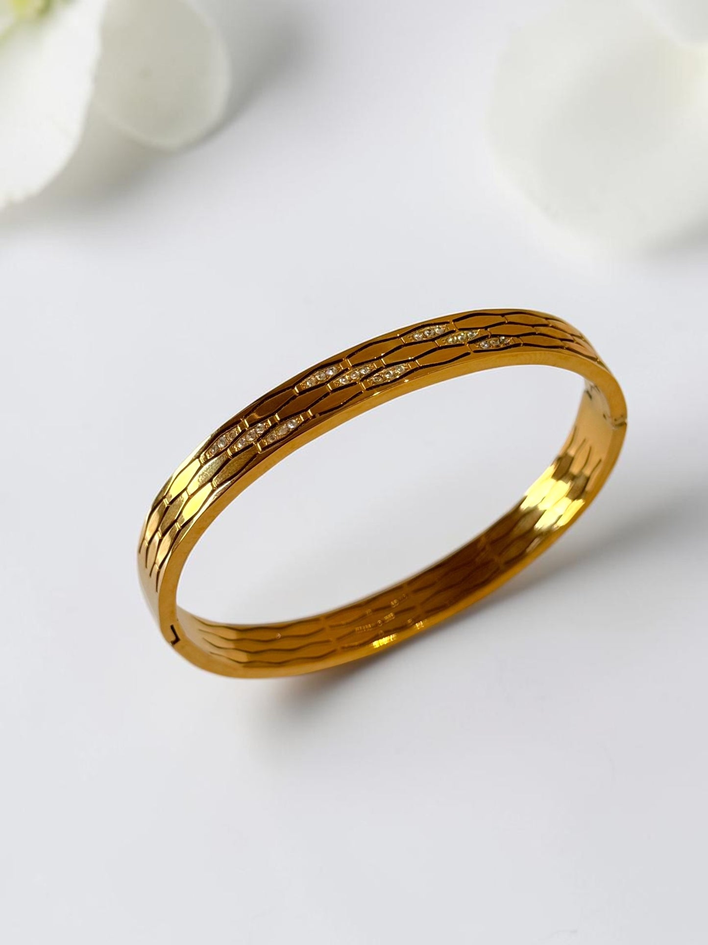 GOLDEN DIAMOND LUCIANA BRACELET