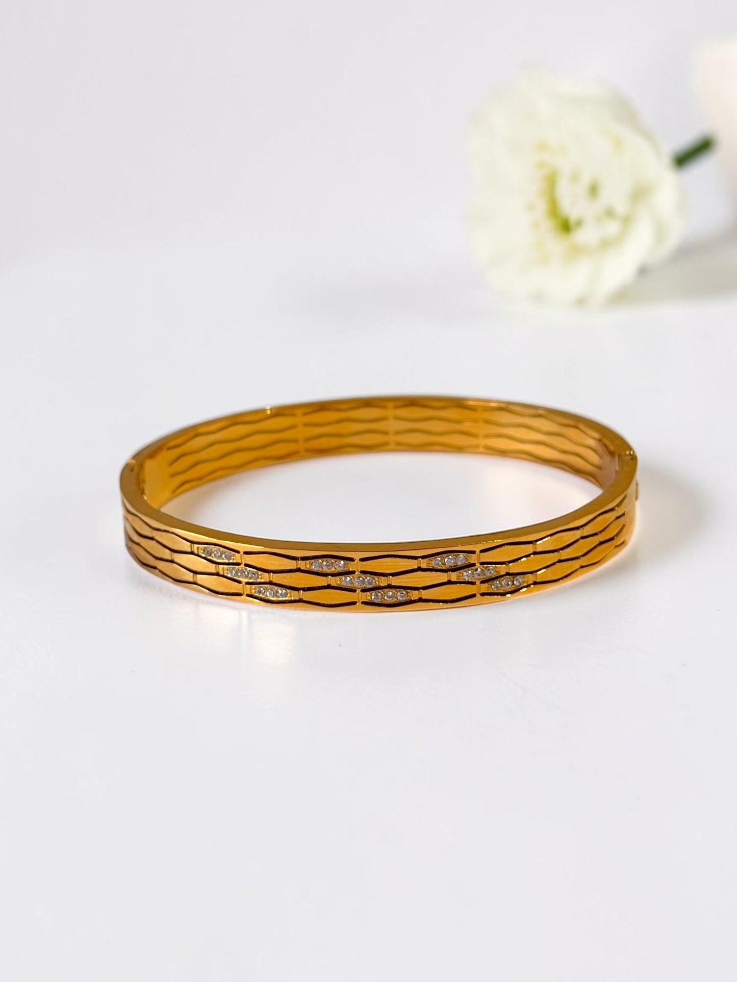 GOLDEN DIAMOND LUCIANA BRACELET