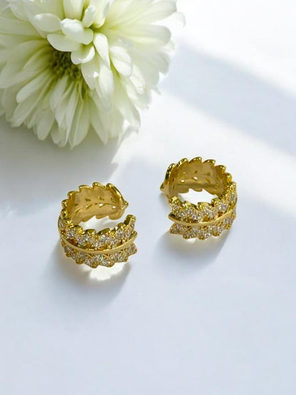 GOLDEN DIAMOND LUKE EAR CUFF