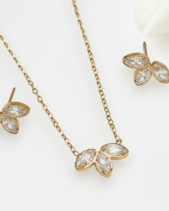 GOLDEN DIAMOND MADELINE NECKLACE SET