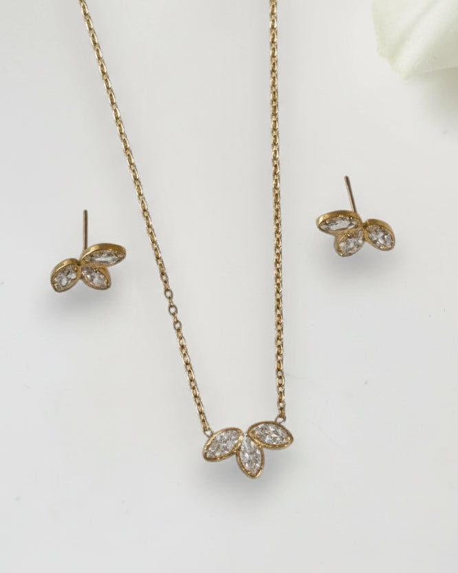 GOLDEN DIAMOND MADELINE NECKLACE SET