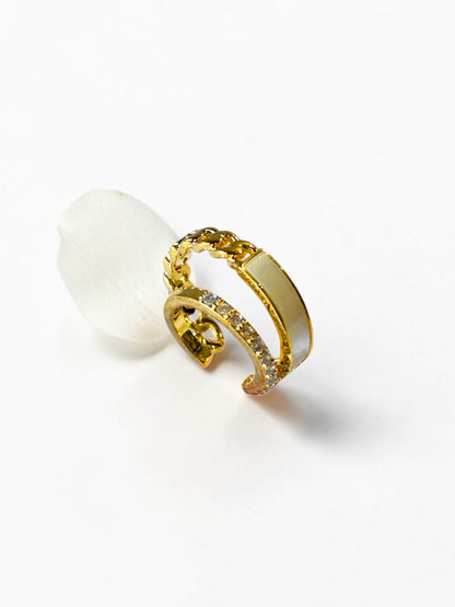 GOLDEN DIAMOND MAISIE EAR CUFF