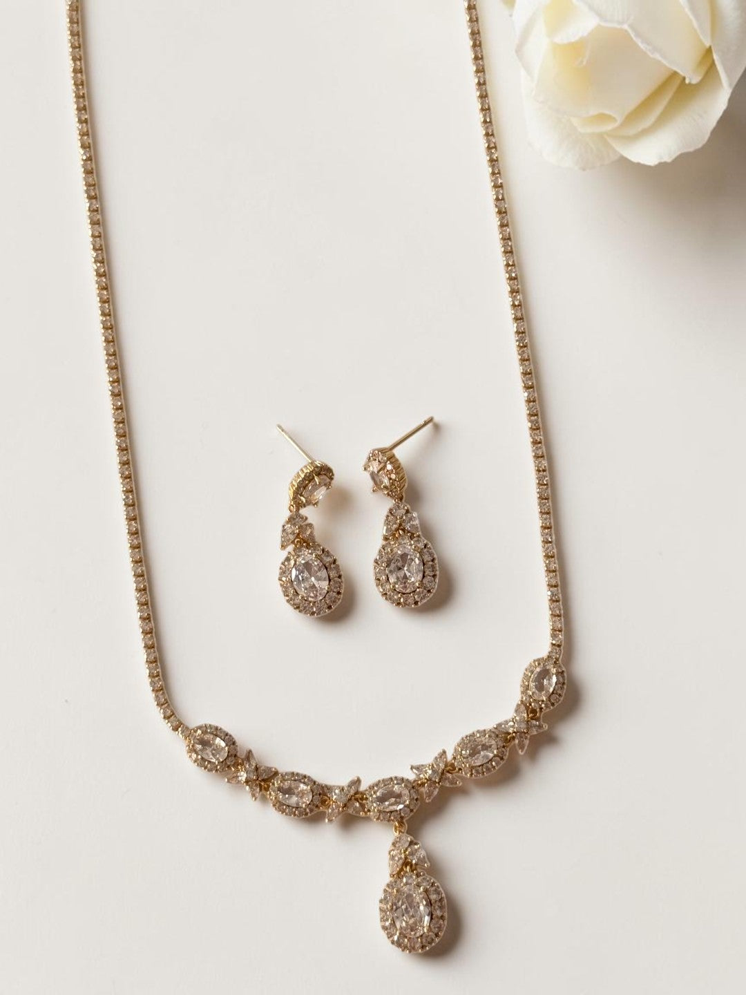 GOLDEN DIAMOND MILANEY NECKLACE SET