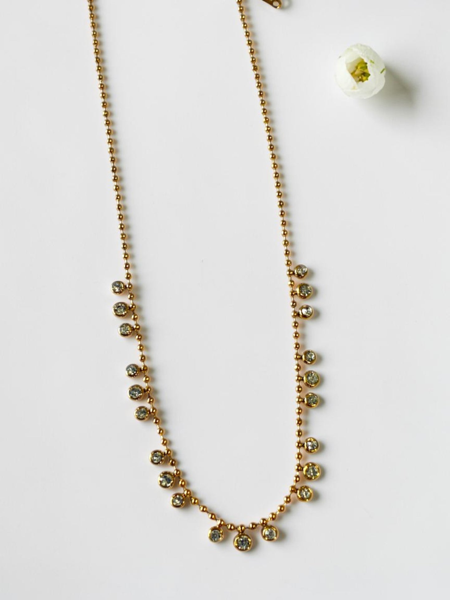 GOLDEN DIAMOND MOLLYRA NECKLACE