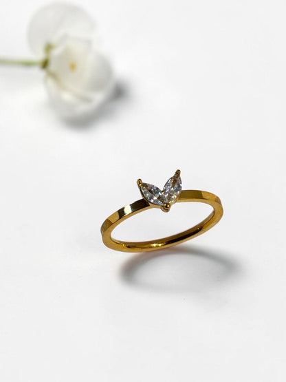GOLDEN DIAMOND MRUNAL RING