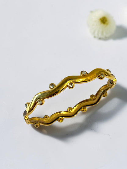 GOLDEN DIAMOND NAYELI BRACELET