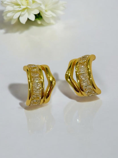 GOLDEN DIAMOND NELVIN EARRINGS