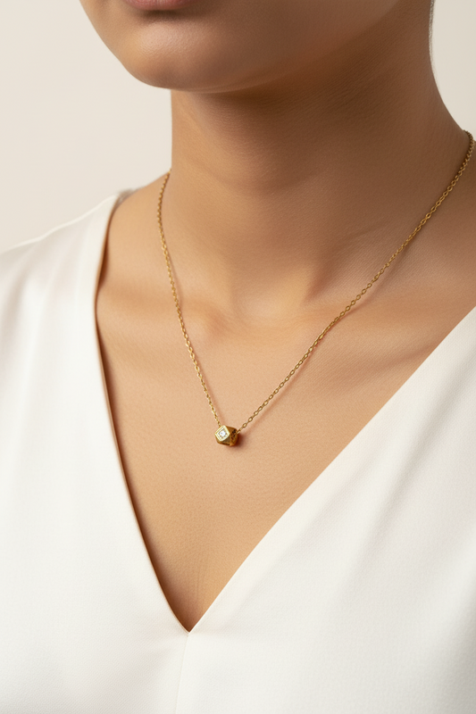 GOLDEN DIAMOND NEVILLE NECKLACE