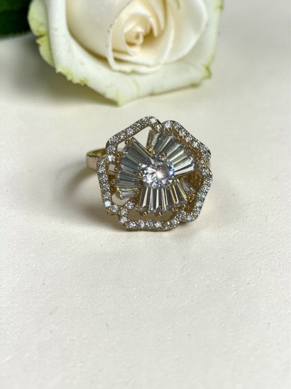 GOLDEN DIAMOND NORA RING