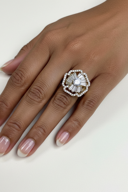GOLDEN DIAMOND NORA RING