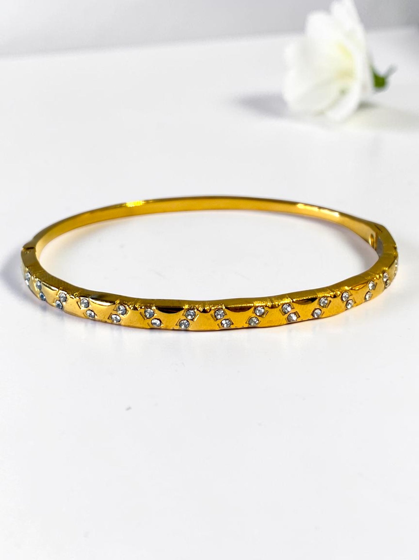 GOLDEN DIAMOND PANKTI BRACELET