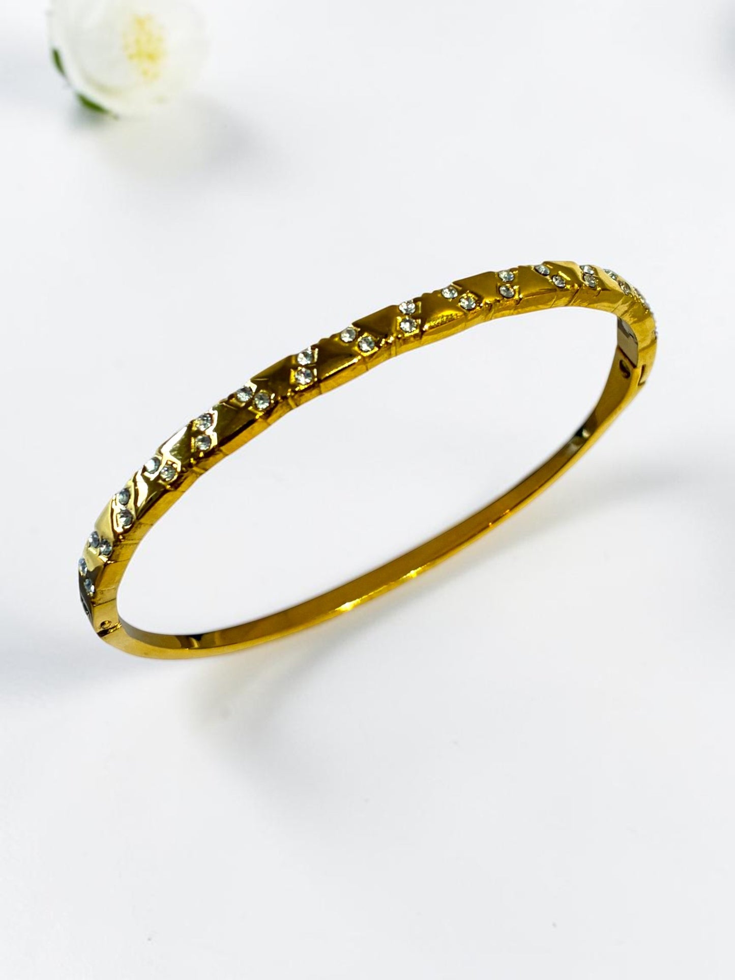 GOLDEN DIAMOND PANKTI BRACELET