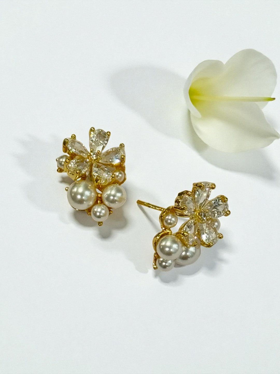 GOLDEN DIAMOND PEARL LAITH EARRINGS