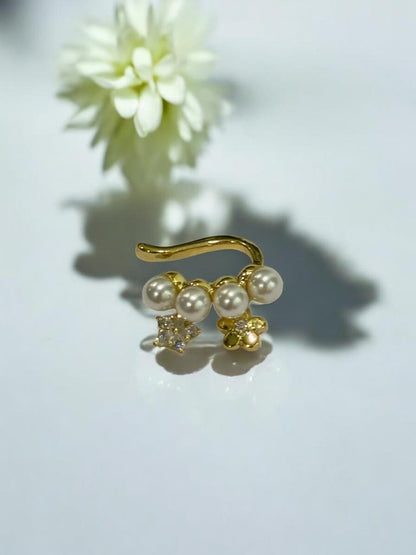 GOLDEN DIAMOND PEARL RYAN EAR CUFF