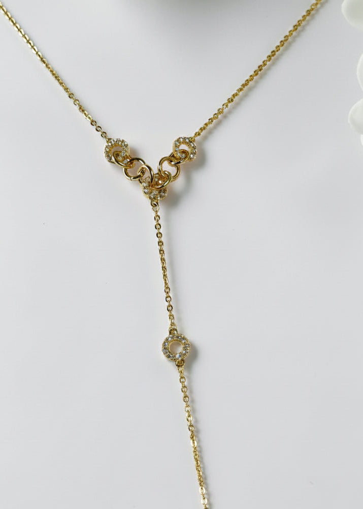GOLDEN DIAMOND PRITHI HAND CHAIN (POCHI)