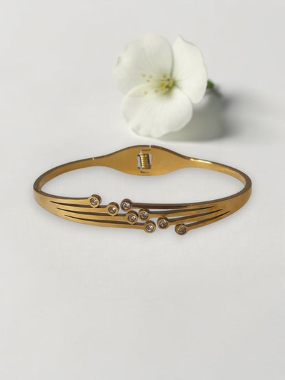 GOLDEN DIAMOND RACHEL BRACELET (CUFF)