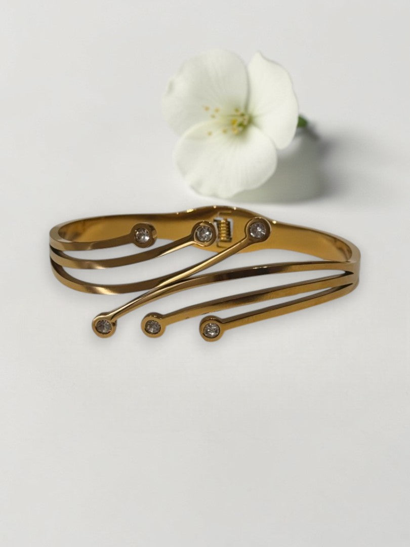 GOLDEN DIAMOND REBECCA BRACELET (CUFF)