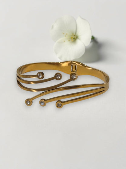 GOLDEN DIAMOND REBECCA BRACELET (CUFF)