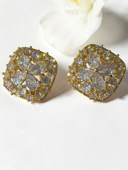 GOLDEN DIAMOND RELEY EARRINGS