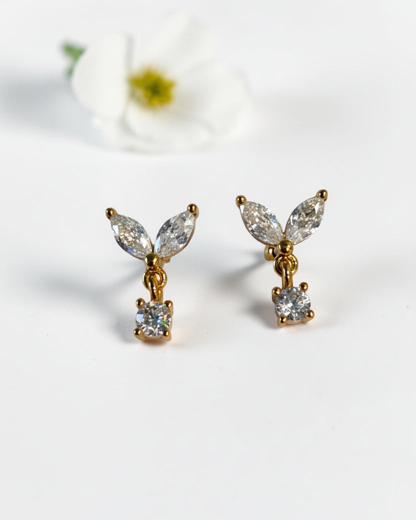 GOLDEN DIAMOND REMIE EARRINGS