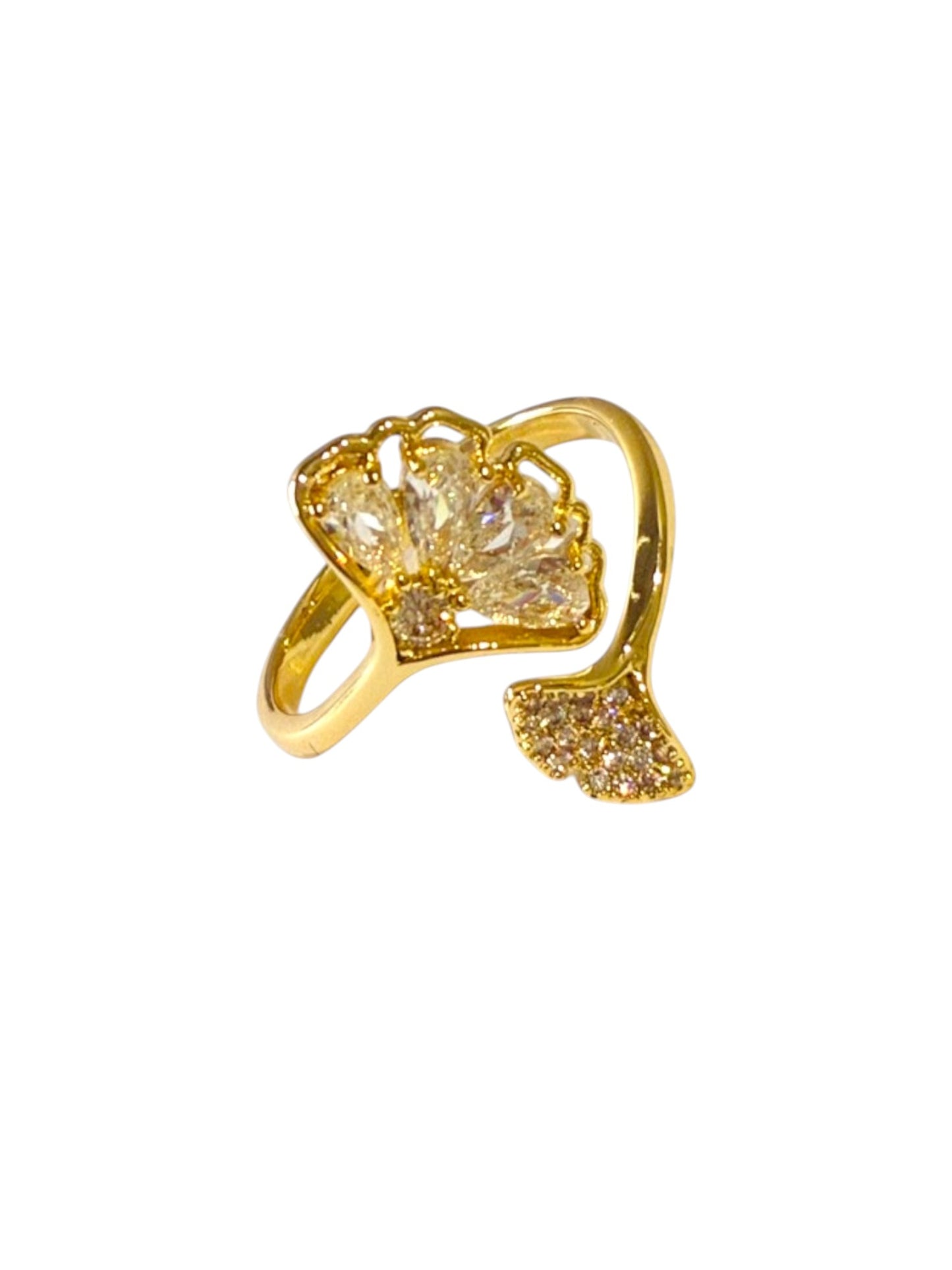 GOLDEN DIAMOND ROSIE RING