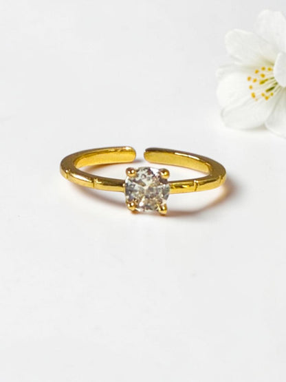 GOLDEN DIAMOND SALVIEY RING