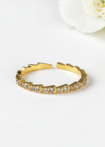 GOLDEN DIAMOND SAVEY RING