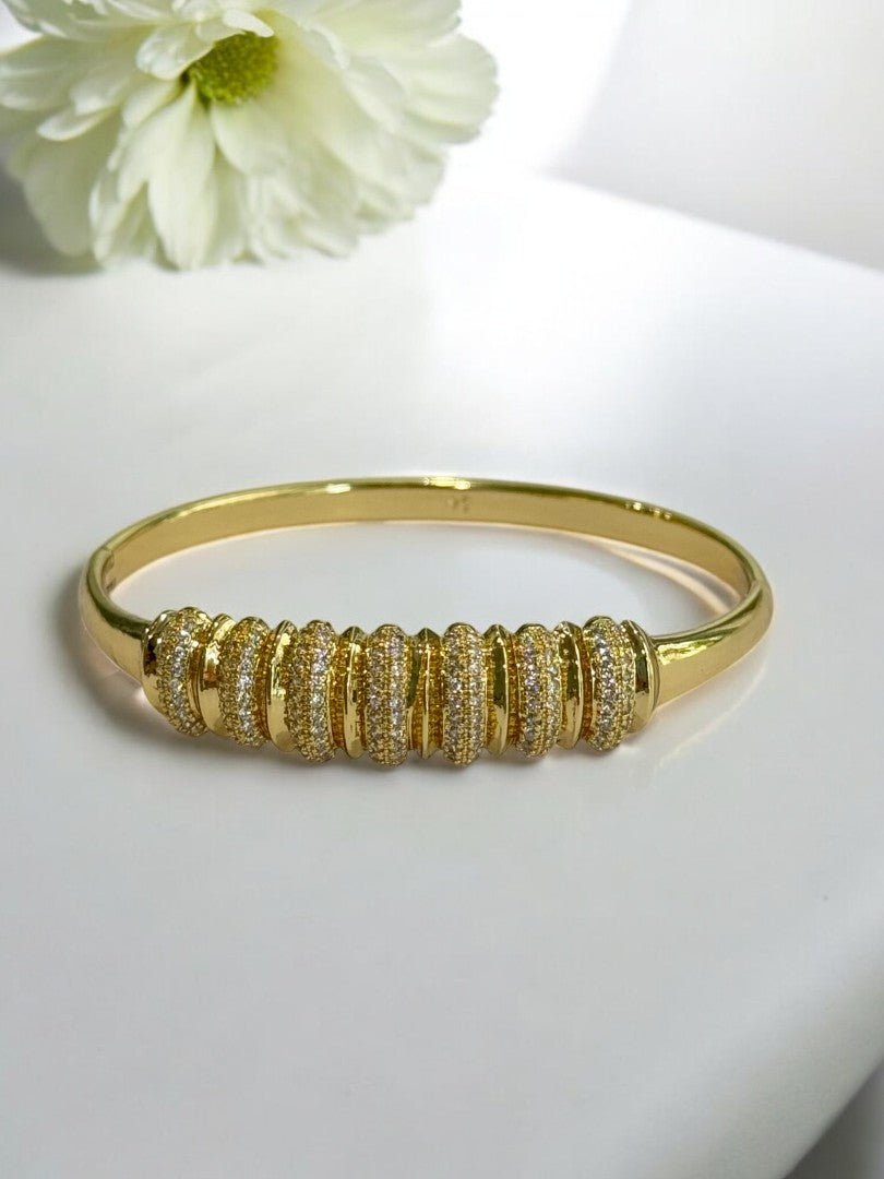 GOLDEN DIAMOND SHLOMA BRACELET