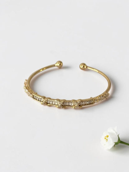 GOLDEN DIAMOND STANLEY BRACELET (CUFF)