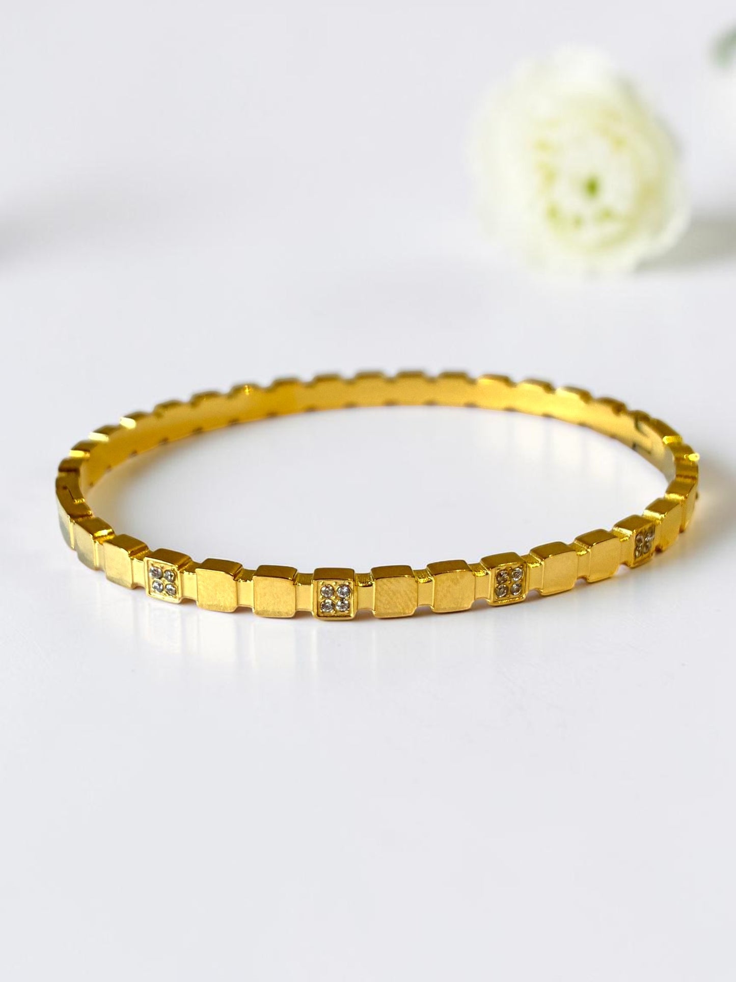GOLDEN DIAMOND TASHA BRACELET