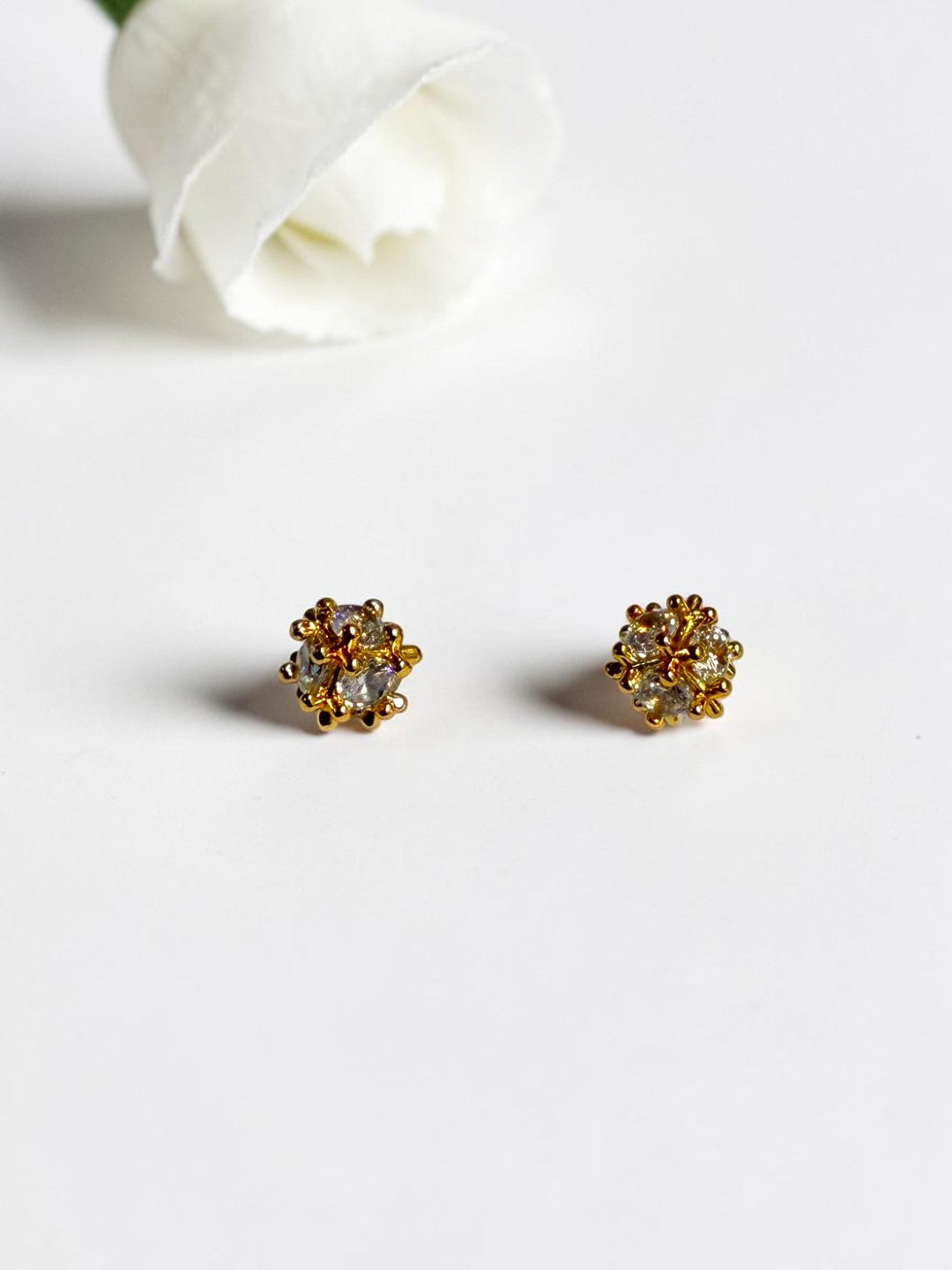 GOLDEN DIAMOND VIDHYA EARRINGS