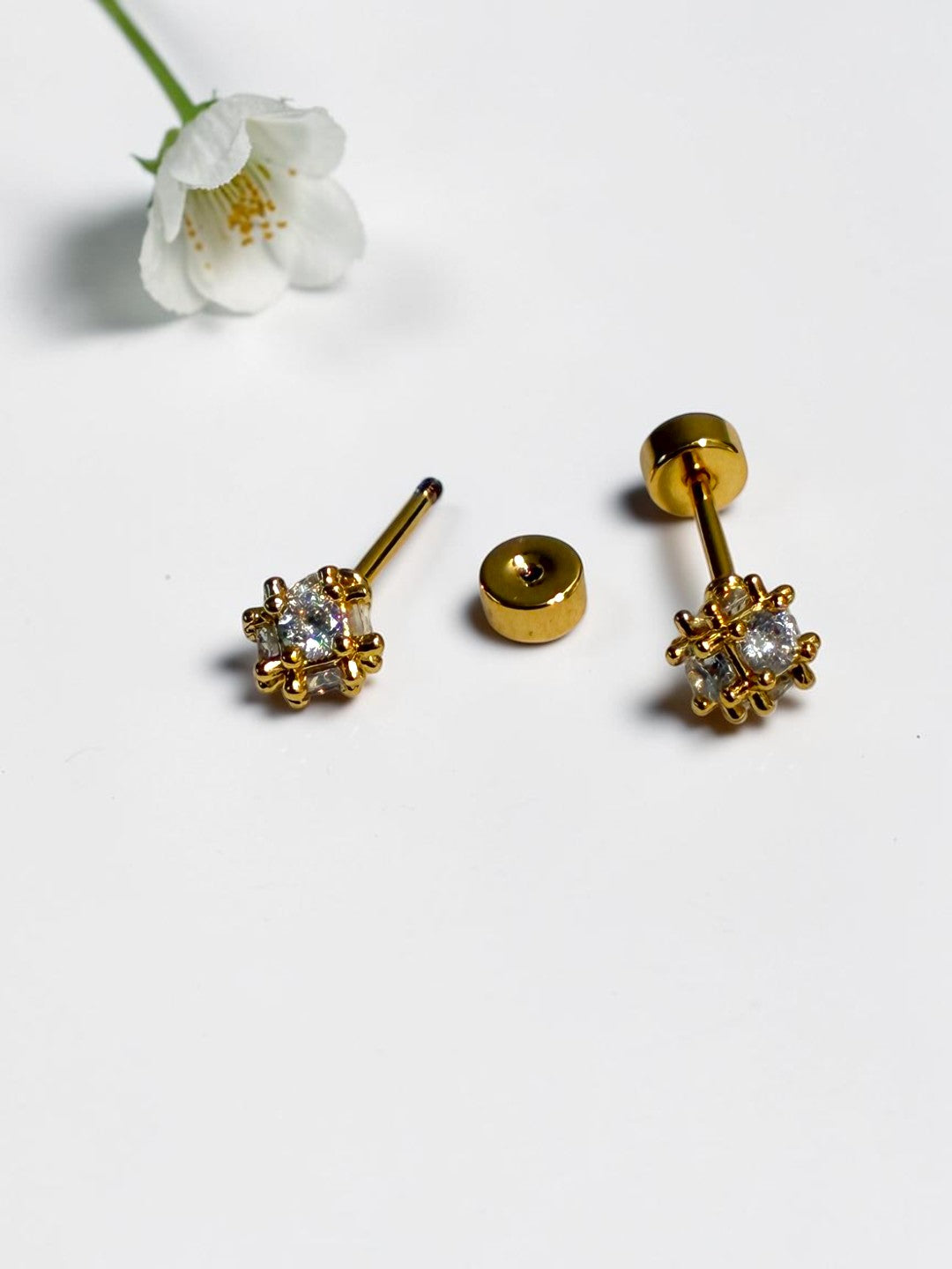 GOLDEN DIAMOND VIDHYA EARRINGS