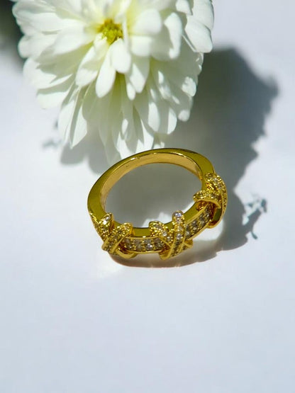 GOLDEN DIAMOND WESTIN RING