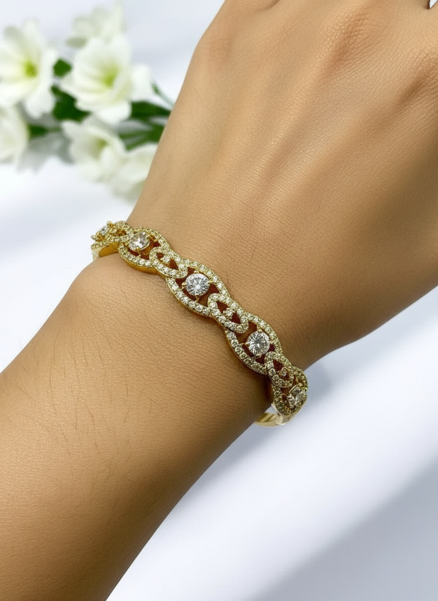 GOLDEN DIAMOND YAKOV BRACELET