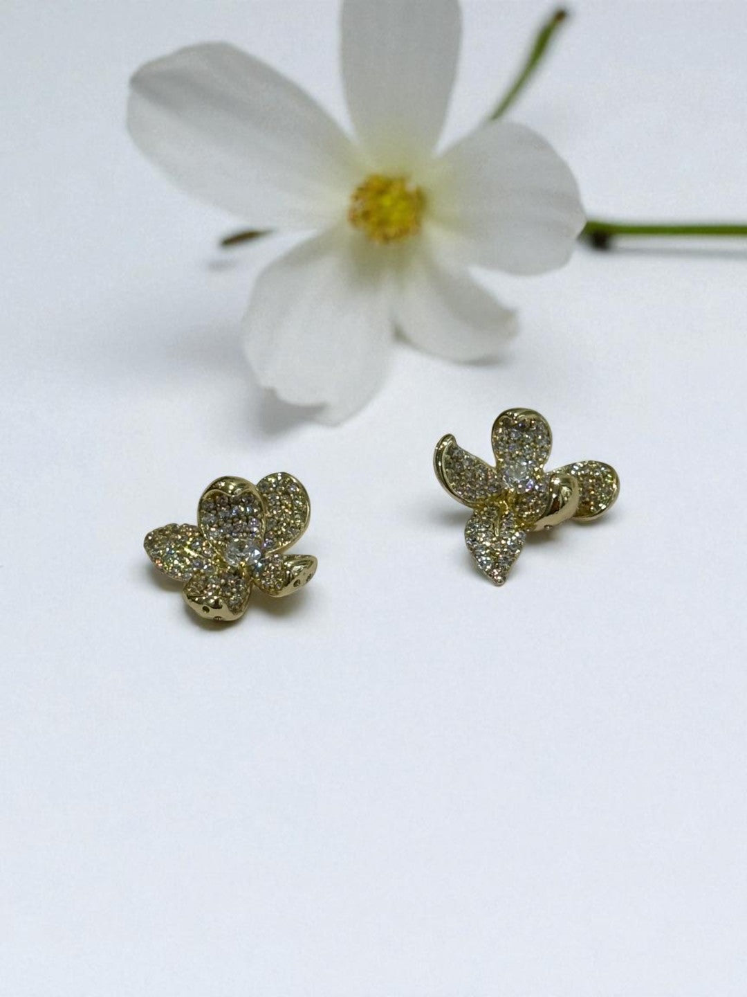 GOLDEN DIAMOND YOUSEF EARRINGS