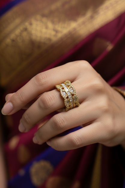 GOLDEN DIAMOND ZAVIER RING