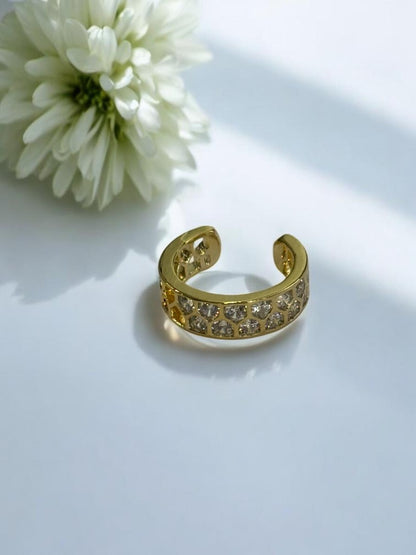 GOLDEN DIAMOND ZUMA EAR CUFF