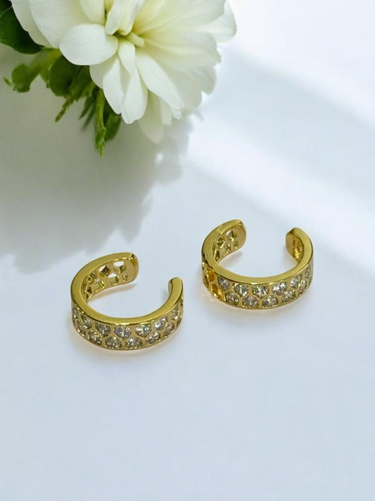 GOLDEN DIAMOND ZUMA EAR CUFF