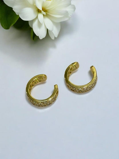GOLDEN DIAMOND ZUMA EAR CUFF