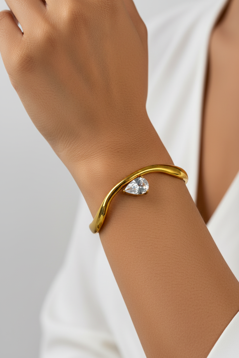 GOLDEN DROP STONE ROBYN BRACELET (CUFF)