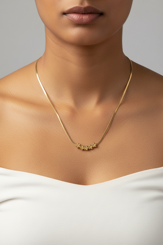 GOLDEN EBENZER NECKLACE