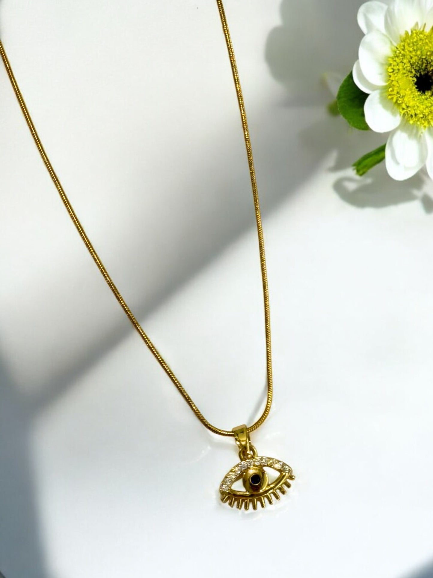 GOLDEN EVIL EYE KANNON NECKLACE