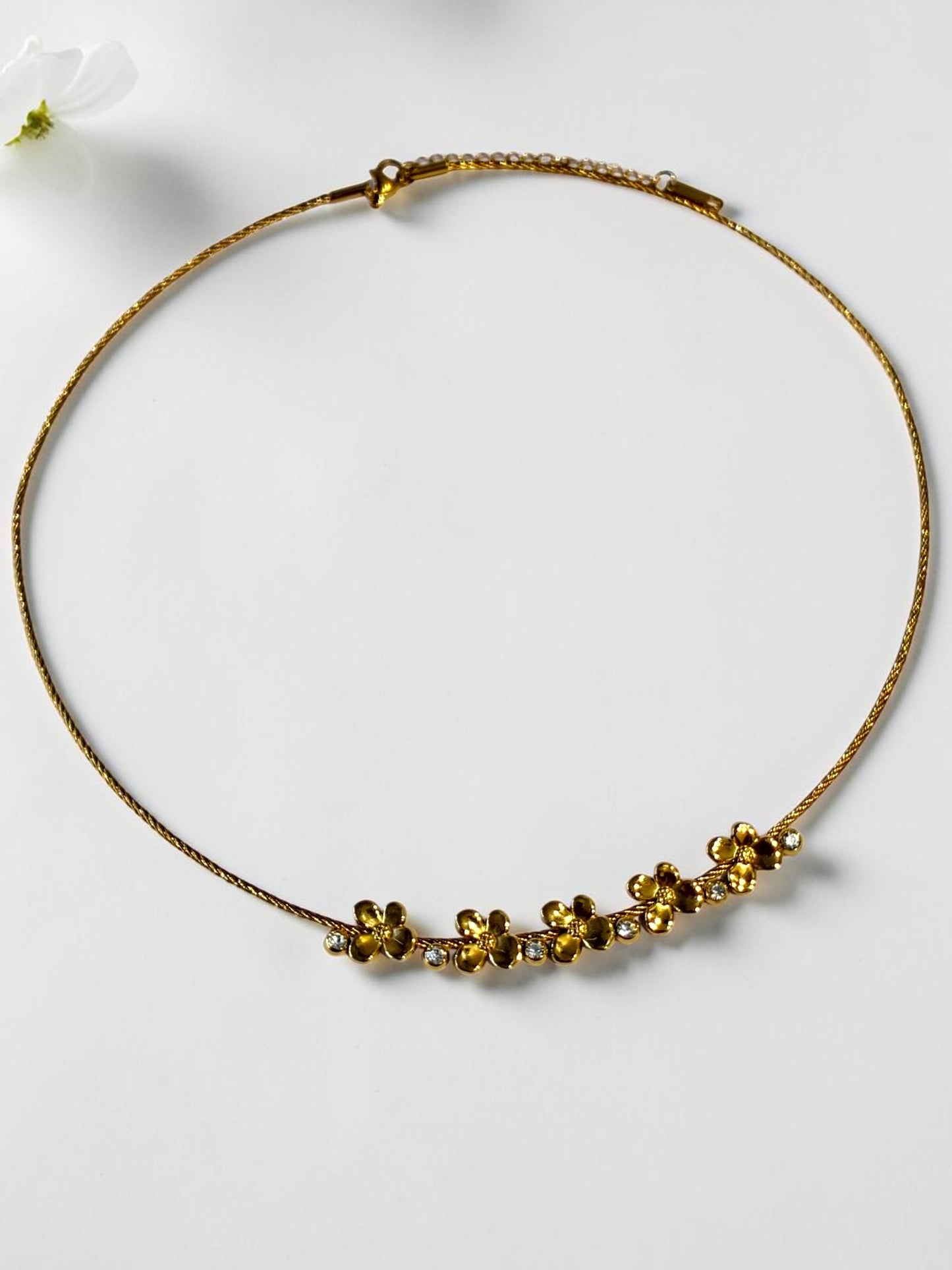 GOLDEN FLORAL KYDO NECKLACE (HASLI)