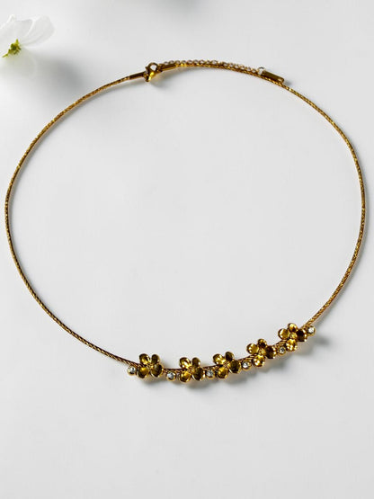 GOLDEN FLORAL KYDO NECKLACE (HASLI)