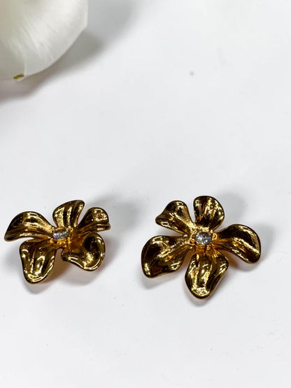 GOLDEN FLOWER CAMPBELL EARRINGS