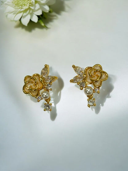 GOLDEN FLOWER LAWSONIE EARRINGS