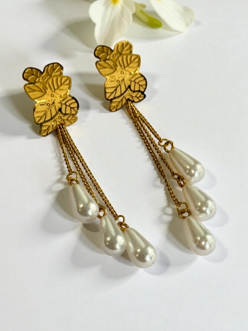 GOLDEN FLOWER YESHU EARRINGS