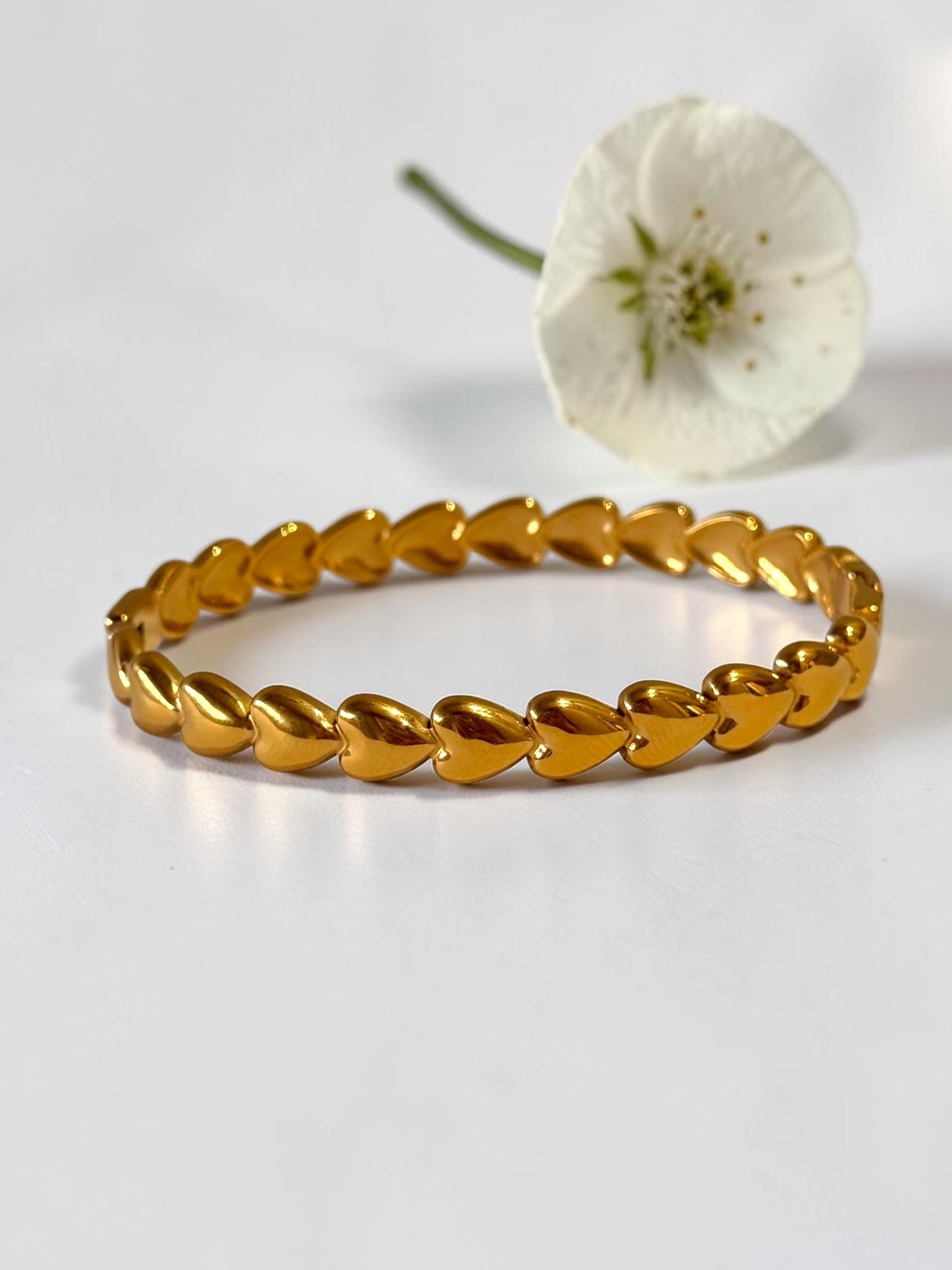 GOLDEN HEART HARMONY BRACELET