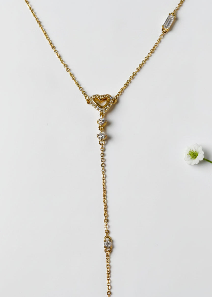GOLDEN HEART OMARY HAND CHAIN (POCHI)